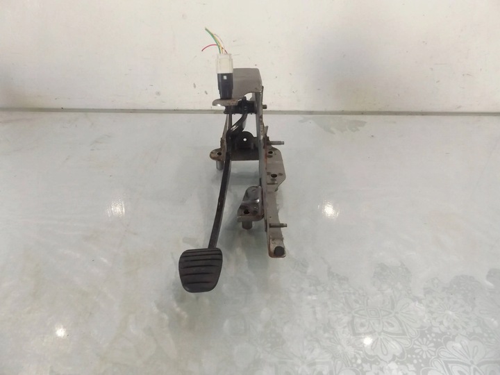 фото №1, Modus педаль тормоза