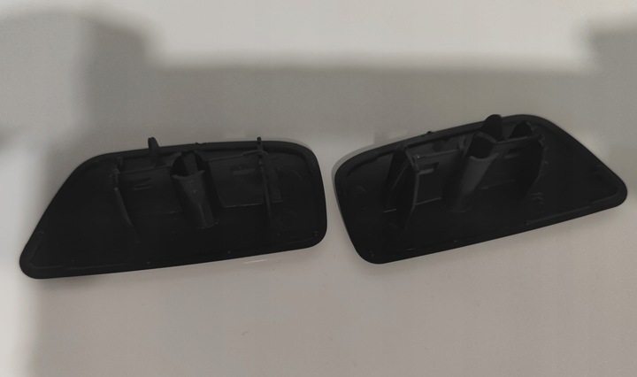 фото №2, Subaru заглушка распылитель лампы правая forester 3 2008 2009 2010 2011 12