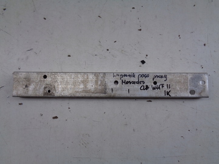 фото №1, Кронштейн ремня правые mercedes cla w117 13- b-klasa w246 a-klasa w176