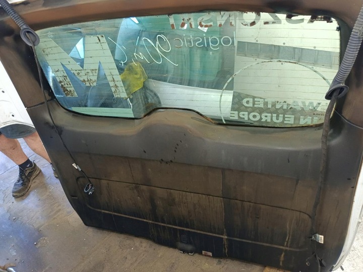 фото №12, Mercedes-benz vito w447 tourer кришка багажника 9147