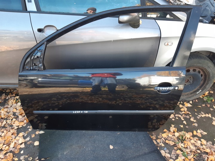 фото №1, Дверь передние левая передние vw golf v 3 дверь цвет lo41 golf v la5g