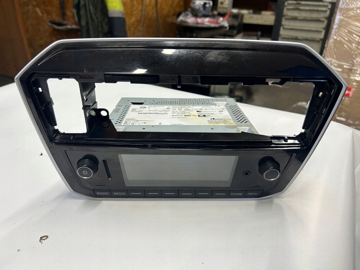 фото №1, Vw up оригинальные радио 1s0035869b