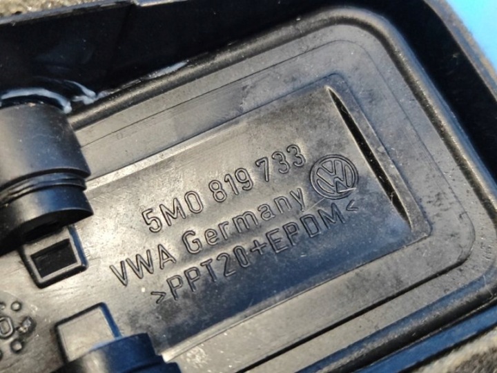 фото №8, Решітка повітропровід середня панелі розподільчої 5n0858071e volkswagen tiguan ...