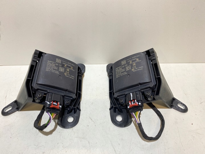 фото №1, Renault clio v радар датчик приближения зад 284e73723r