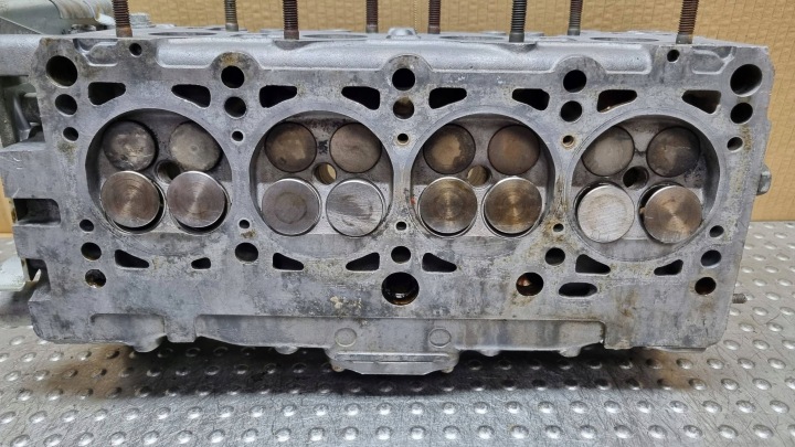 фото №7, Головка двигуна ліва вали kpl 077103373de audi v8 d11 a6 s6 c4 a8 d2 4.2 b