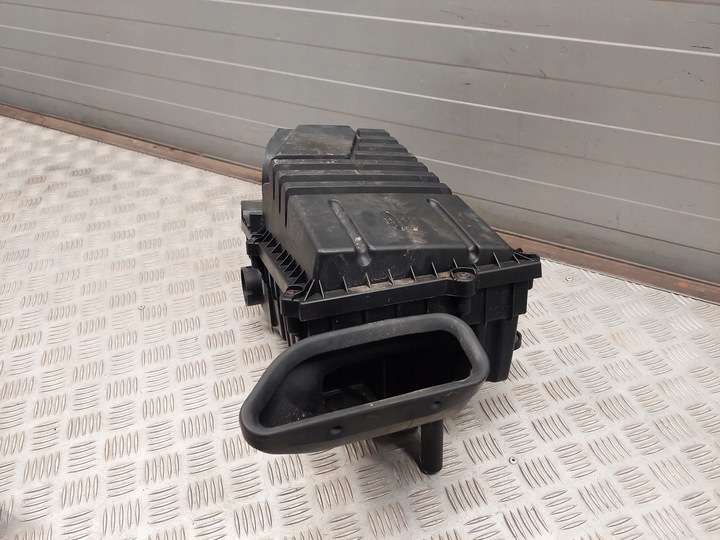 фото №8, Volkswagen passat cc 3aa129601c корпуси фільтрів