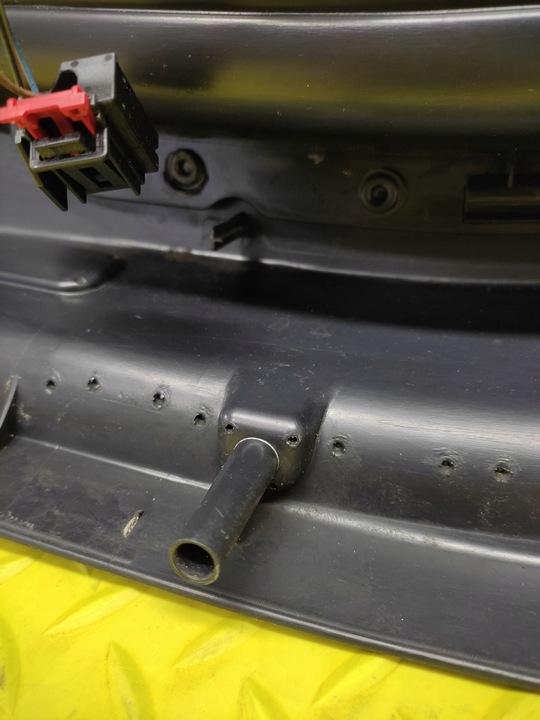 фото №9, Audi a6 c6 универсал обивка дверь левый зад