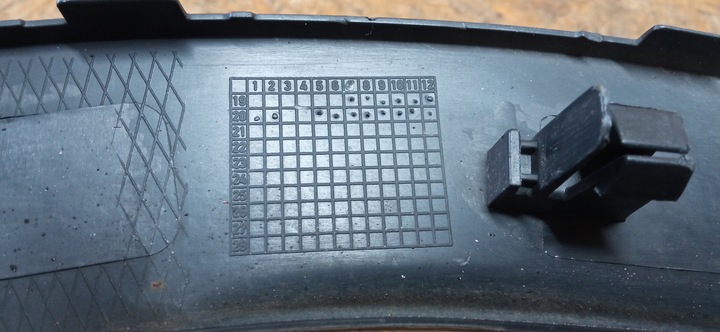 фото №13, Volkswagen id4 id.4 19- планка накладка крыльев левый зад 11a853817