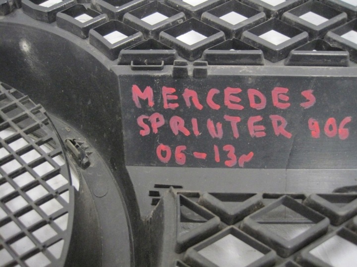 фото №9, Решітка решітка радіатор бампера mercedes sprinter w906 a9068800385