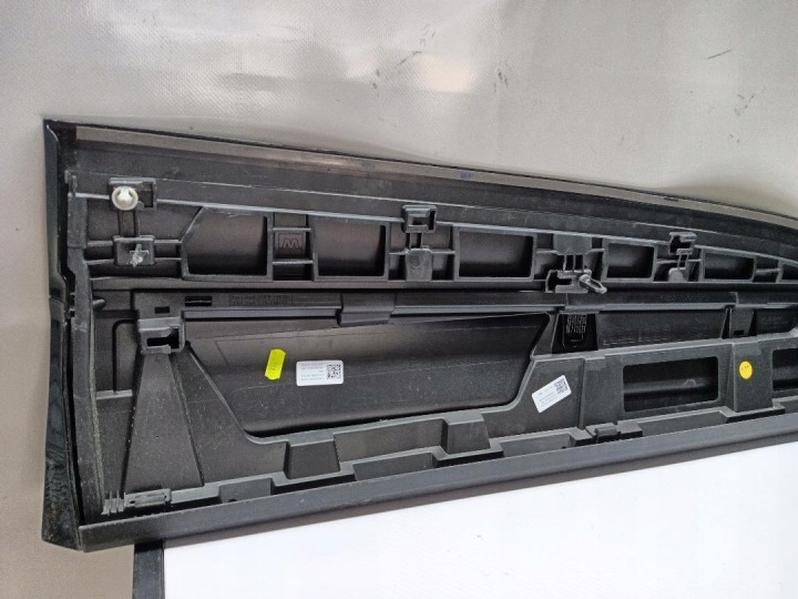 фото №7, Молдинг двері перед передня ліва audi q6 e-tron 85h853959