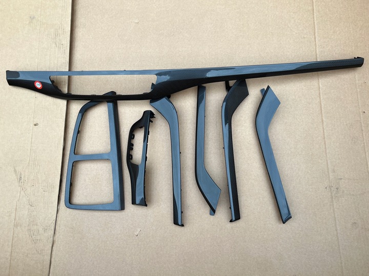 фото №1, Audi q7 sq7 4m оригинальные планки декоративный decory интерьера карбон карбон