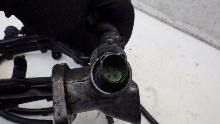 фото №8, Шланг труба трубки воды skoda superb i 1.9 tdi 038121133a