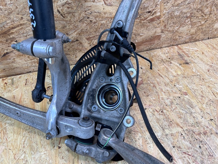 фото №12, Подвешивание амортизатор рычаг поворотный кулак правый перед audi a6 c8 a7 4k 2018-