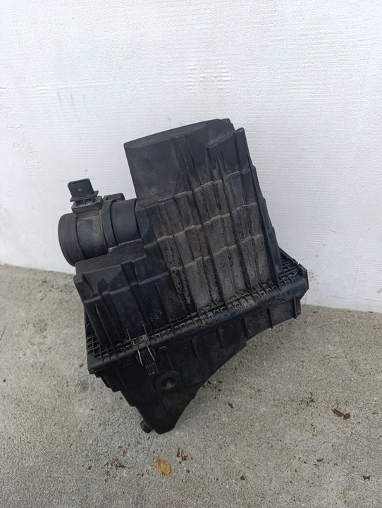 фото №7, Vw t5 2.5 tdi фильтр воздуха 7h0129601r 7h0129607l