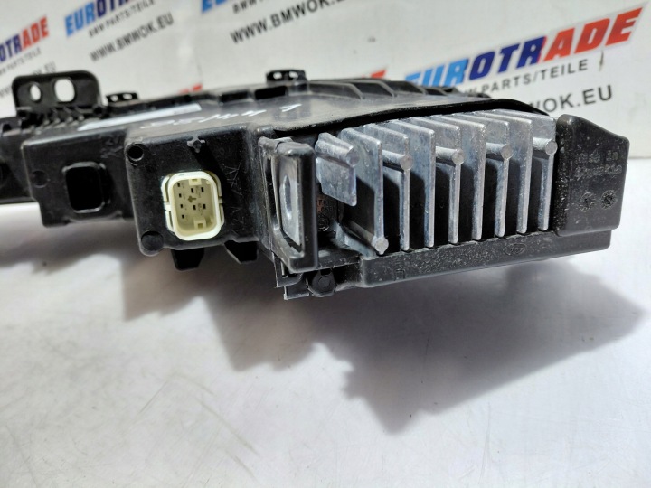 фото №12, Bmw seria 7' g70 права фара led crystal swarovsky 9879936