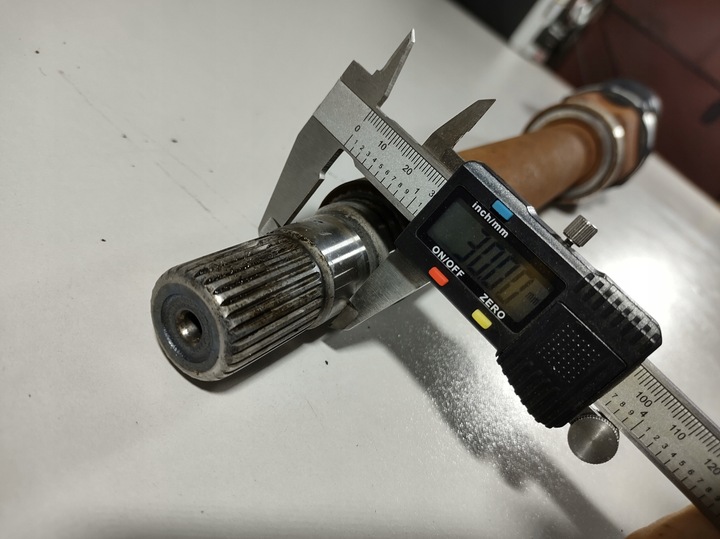 фото №13, Volvo s60 ii 13- полуось правая автомат