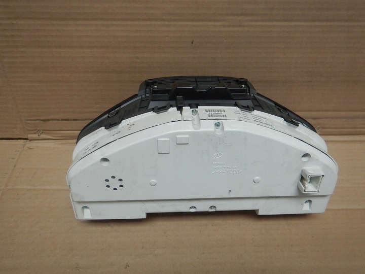 фото №8, Панель приладів volvo v60 1 i 2.0 d3 31343323aa європа