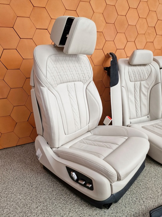 фото №6, Bmw g12 салон сиденья комфорт кожа nappa массаж нагрев elfenbeinweiss