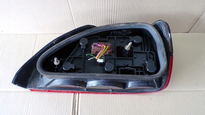 фото №9, Peugeot 306 рестайлинг лампа правый зад 9635569577