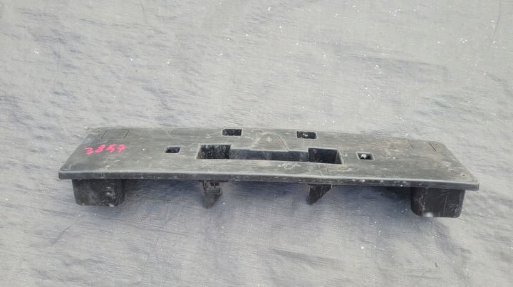 фото №1, Mazda cx30 cx-30 прокладка pod номерные знаки rej основание рамка // 3857