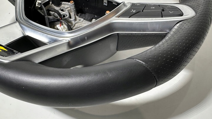 фото №12, Кермо renualt clio v rs 484004761r