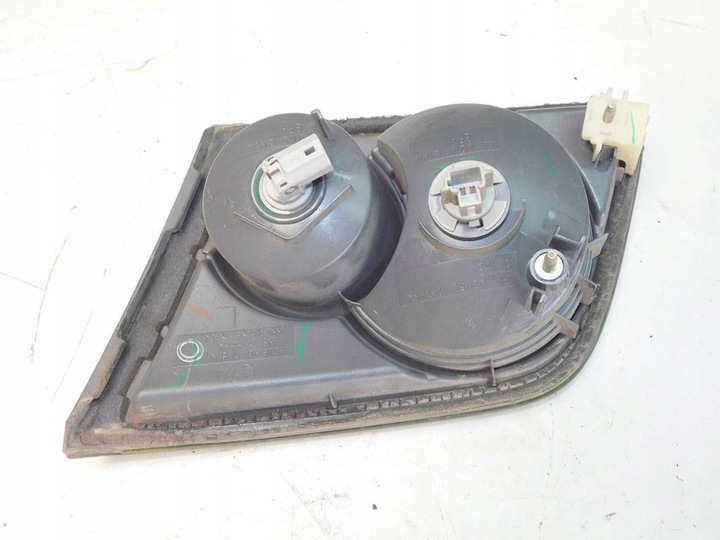 фото №6, Mazda 6 2.0d 2006r hb лампа w крышка багажника левая зад