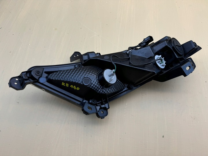 фото №13, Hyundai tucson 4 iv n-line рестайлинг 24r- лампа противотуманная правые зад