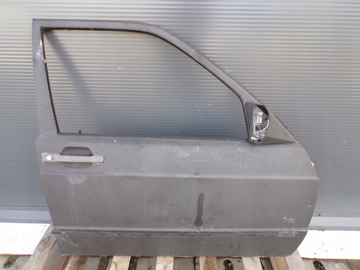 фото №1, Двері праві передні mercedes w201