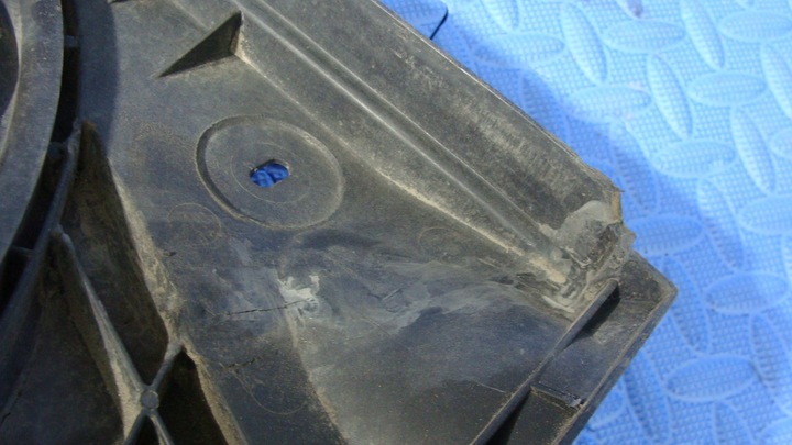 фото №11, Корпус вентилятора dacia duster 10- 1.5dci 214818665r