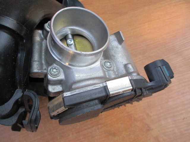 фото №11, Opel corsa d e 1.2 a12xer 1.4 a14xer коллектор всасывающий 55563664 56tys jak новый