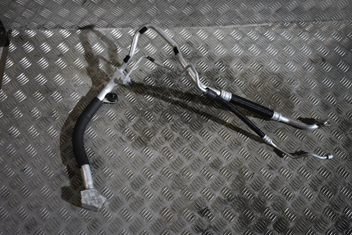 фото №1, Ідеальний шланг кондиціонера mercedes w222 w217 1