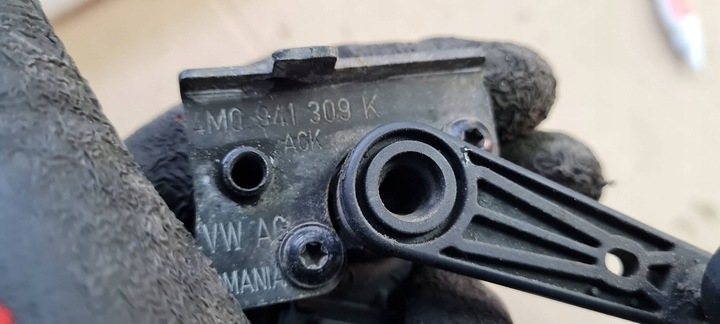 фото №7, Sq8 4m rsq8 q8 датчик выравнивания лампа левый зад 4m0907503 sq7 4m q7