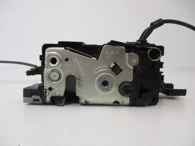 фото №5, Citroen c4 picasso замок двері правий зад 6 pin 24103158