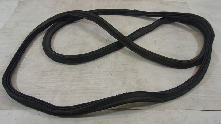 фото №1, Прокладка двері лівих передніх vw golf v plus