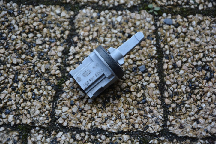 фото №15, Датчик температури vw passat cc 1k0907543g