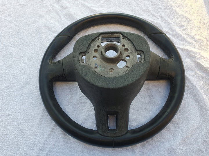 фото №7, Руль кожа многофункциональная do vw jetta 5c eos golf touran 5c0419091ak