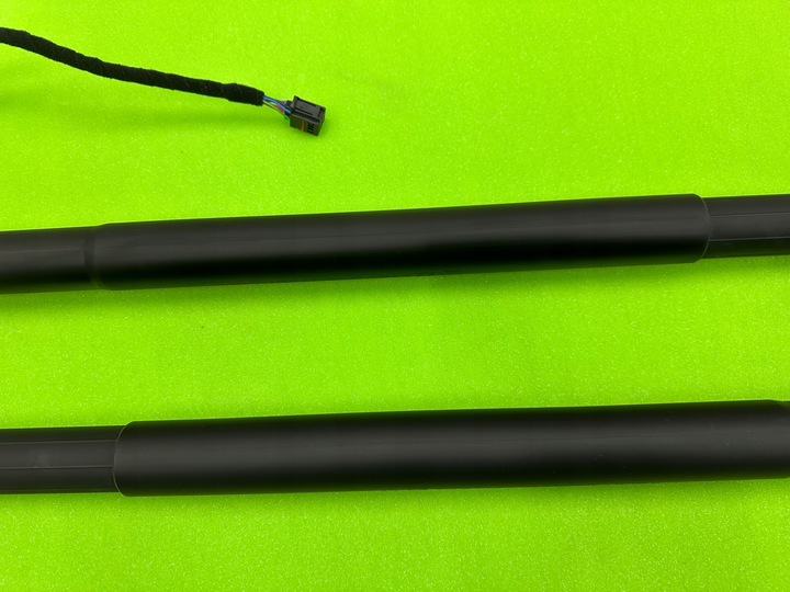 фото №9, Амортизатор крышки багажника audi a7 s7 c8 оригинал идеальный комплект 4k8827851e