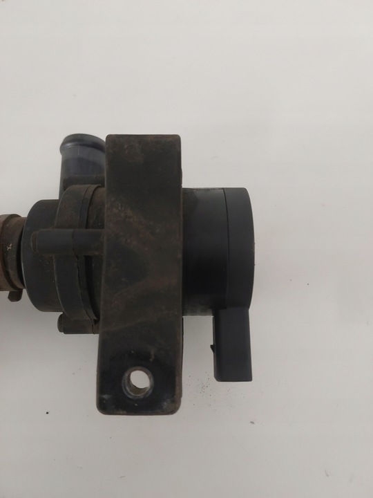 фото №8, Додатковий насос води 1.4 tsi cax vw 1k0965561f