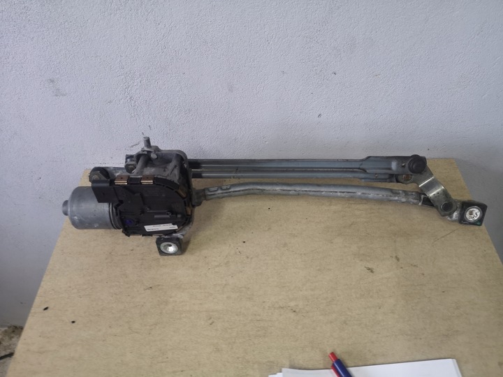 фото №1, Двигунчик двірник gb volvo v40 1,6 d2 2013