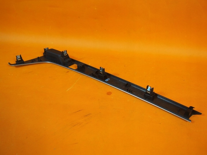 фото №11, Audi a4 8w планки декоративные алюминий комплект 8w1853190 / 8w1853189