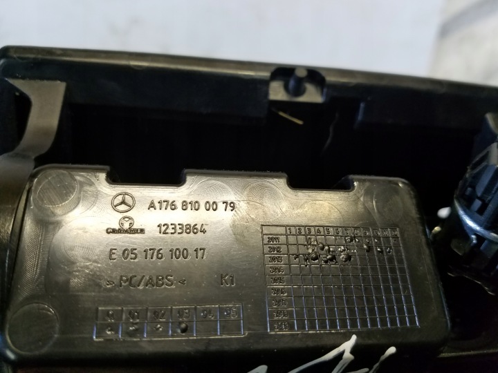 фото №5, Попільничка бардачок mercedes a-klasa w176 a1766801250