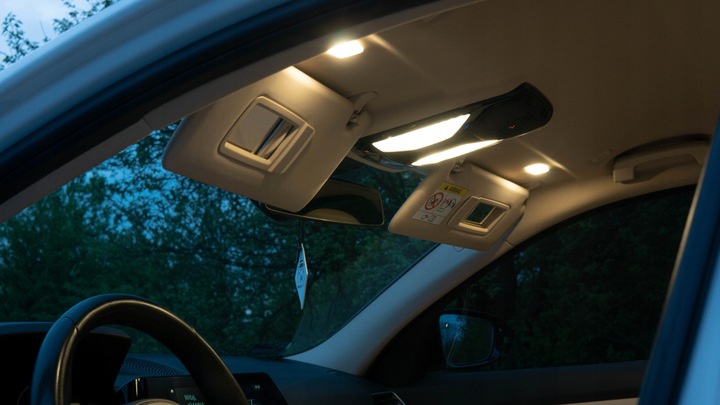 фото №7, Audi a3 8p - хэтчбек -набор освещение интерьера led - оттенок тепло!