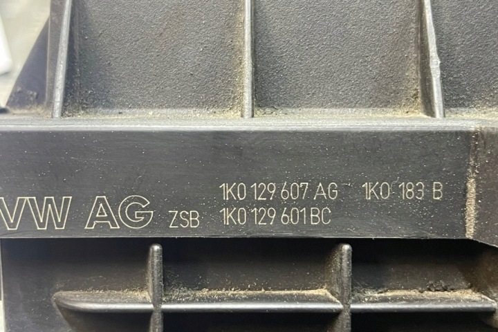 фото №9, Корпус фильтра воздуха audi a3 sportback 8pa 4615185956 1.8l бензин