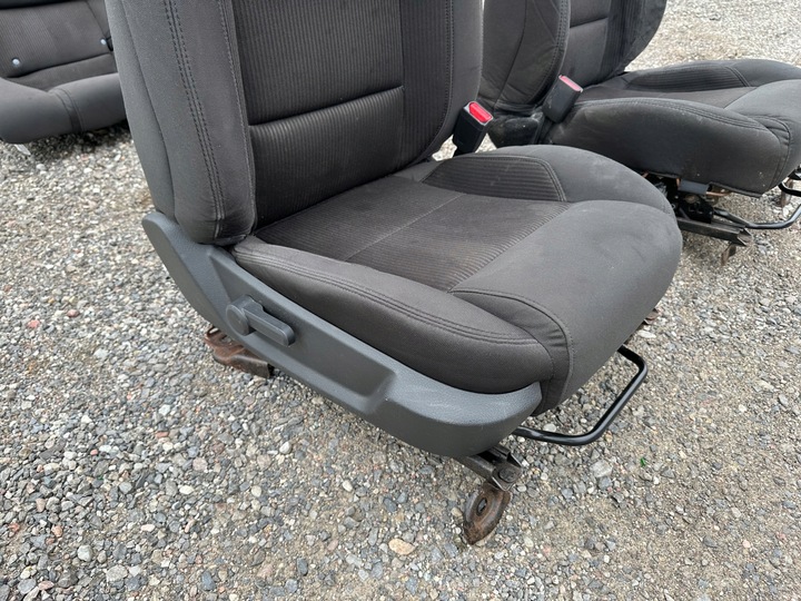 фото №7, Сиденья диван спинка салон кожа обшивки ford mustang v cabrio 2010-2014