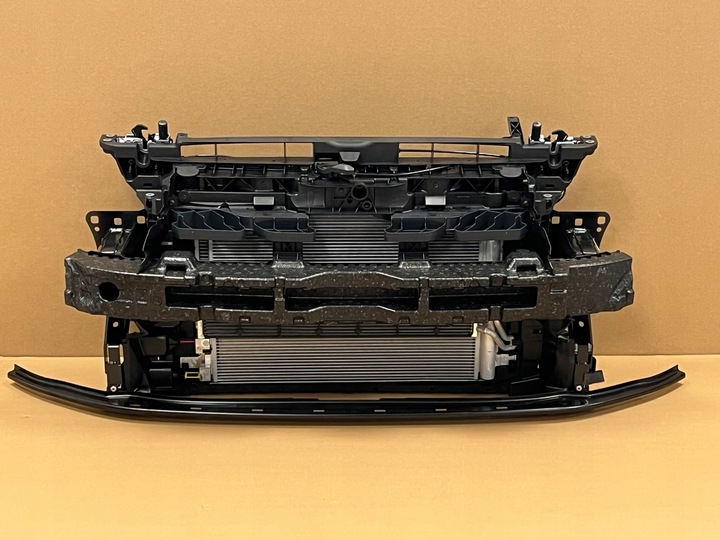 фото №1, Vw golf 8 viii pas переднє підсилювач радіатор 1.5 tsi гібрид