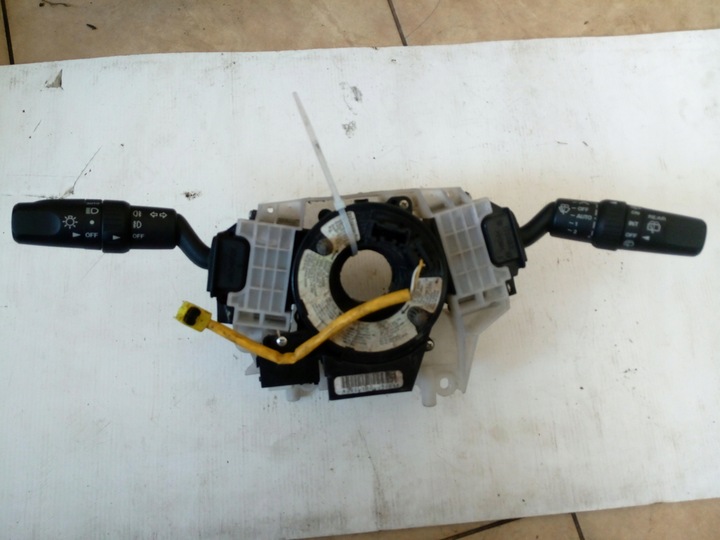 фото №1, Переключатель комбинированный mazda 5 оригинал.
