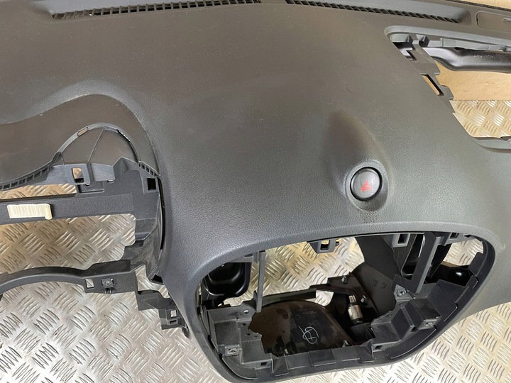 фото №16, Nissan juke i f15 2015 панель раздаточная