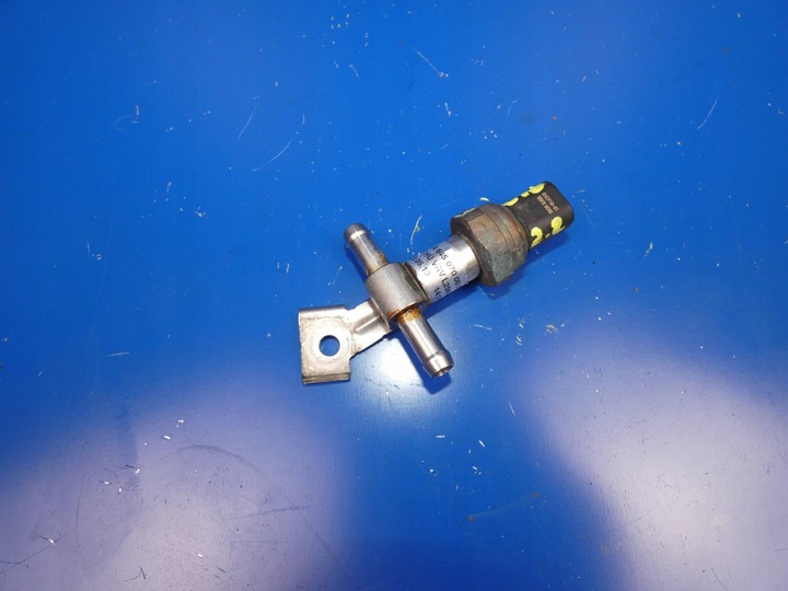 фото №1, Mercedes b w246 a w176 cla w117 gla w156 2.2 cdi датчик тиску пального