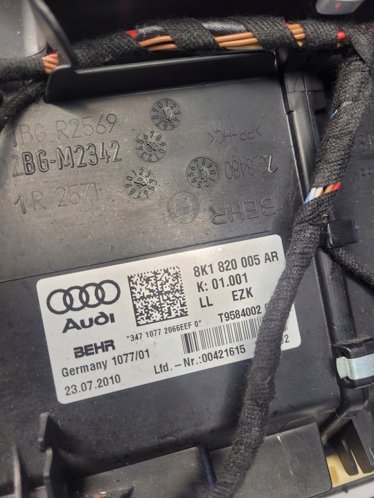 фото №8, Обігрівач комплектна audi a4 b8 q5 8k1820005ar