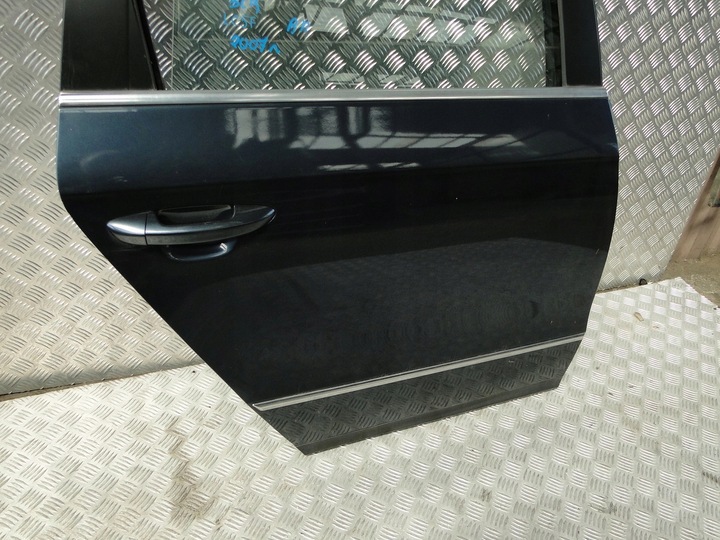 фото №3, Двері праві зад vw passat b6 3c 3c9 універсал lc5f